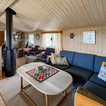 2 Bedroom Gorgeous In Sjusjøen