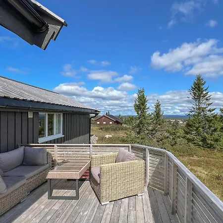 2 Bedroom Gorgeous In * Sjusjøen
